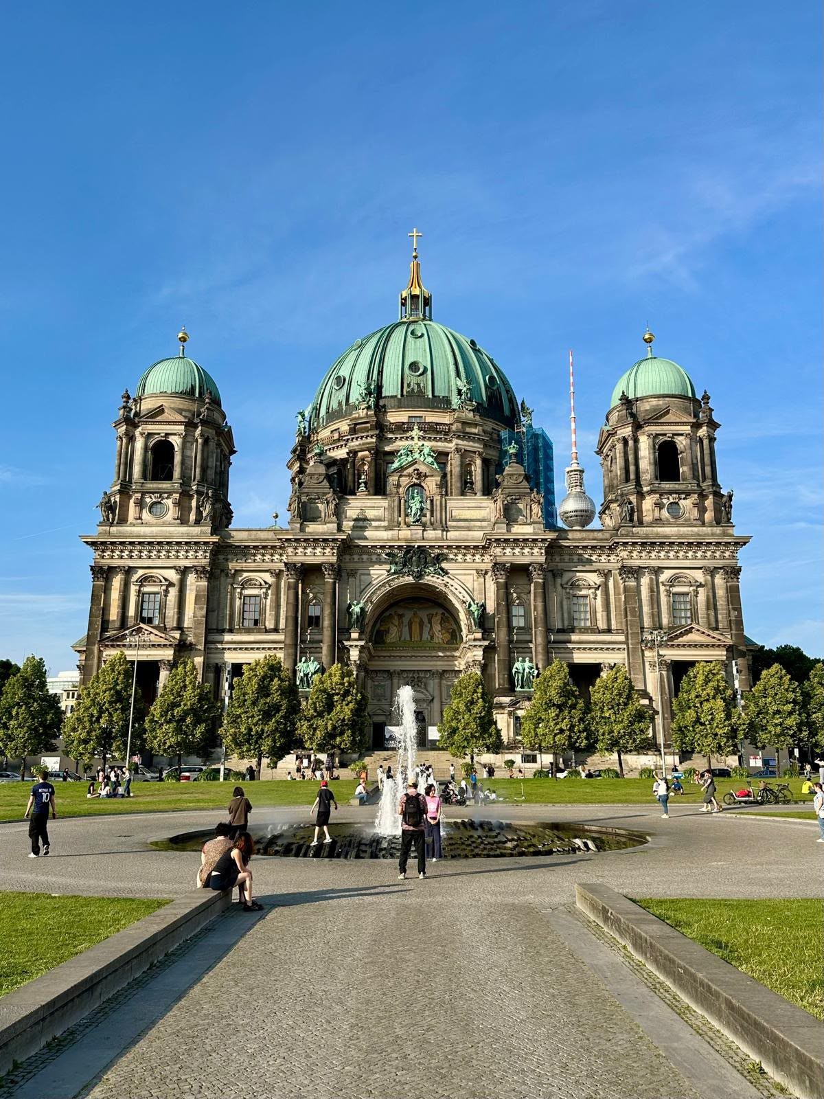 Berliner Dom above the green lawns of Lustgarten